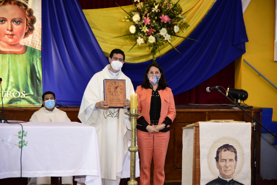 P. Claudio Cartes celebra su décimo aniversario sacerdotal