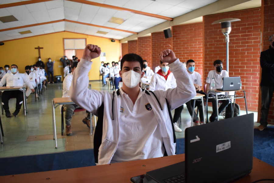 Alumnos salesianos de Talca obtienen medalla de oro en Olimpiadas Worldskills