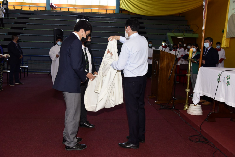 P. Claudio Cartes celebra su décimo aniversario sacerdotal