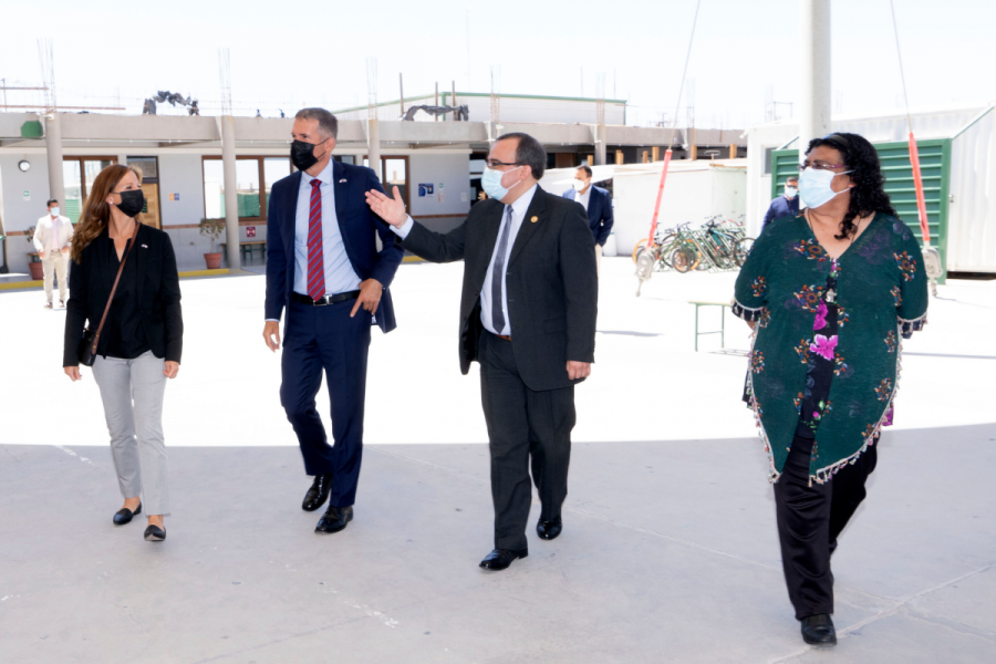 Embajada de Estados Unidos visitó Colegio Don Bosco Calama