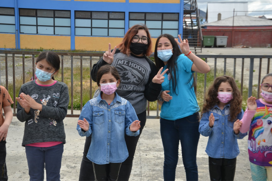 Colonias Villa Feliz en Liceo Monseñor Fagnano de Puerto Natales