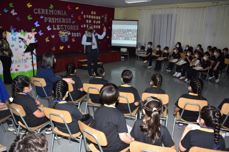 Ceremonia “Primeros Lectores” en Liceo Monseñor Fagnano de Puerto Natales