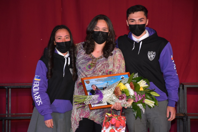 Licenciatura cuartos medios Liceo Monseñor Fagnano de Puerto Natales