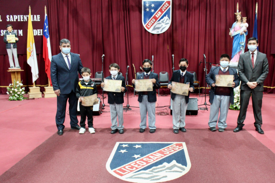 Ceremonia de premiación alumnos 2021 Liceo San José de Punta Arenas