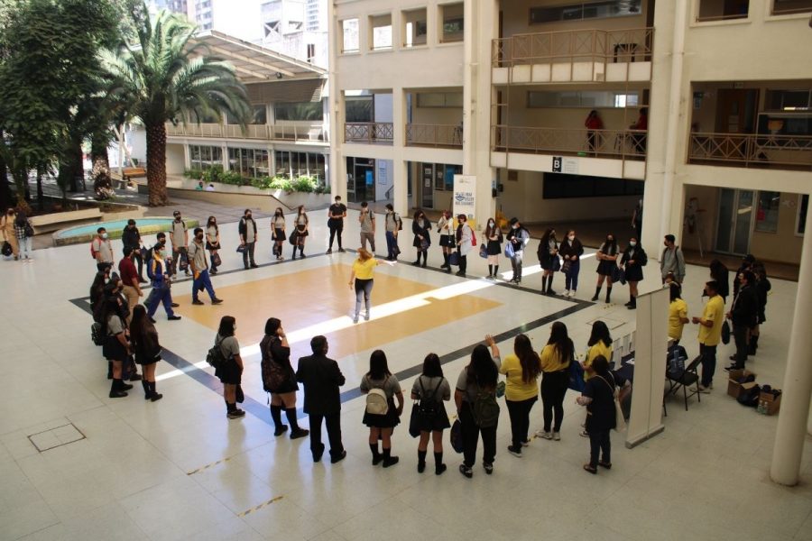 Estudiantes de colegio Domingo Savio visitaron la UCSH