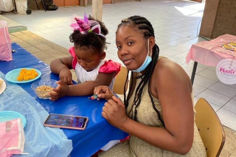 Julie y Loumendia dan un paso más gracias a Fundación Don Bosco