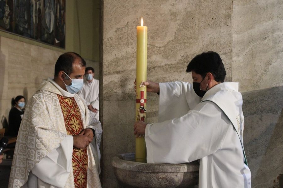 Emotiva Vigilia Pascual se vivió en parroquia Don Bosco de La Cisterna