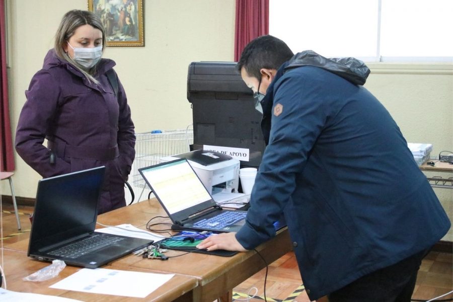 Colegio Salesiano de Concepción comenzó entrega de Chromebooks