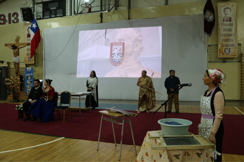 Celebración de la semana del libro en el Instituto Don Bosco Punta Arenas