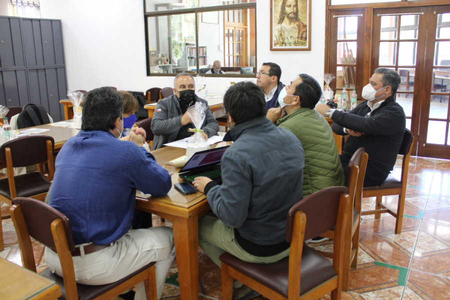 Jornada Austral: equipos directivos de Magallanes se reúnen para compartir experiencias