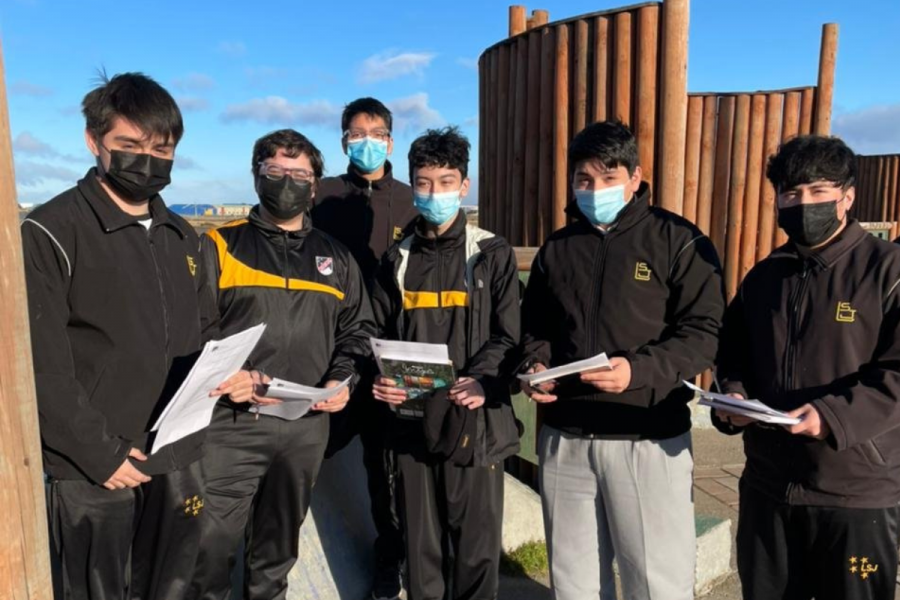 Alumnos del Liceo San José de Punta Arenas visita Humedal Tres Puentes