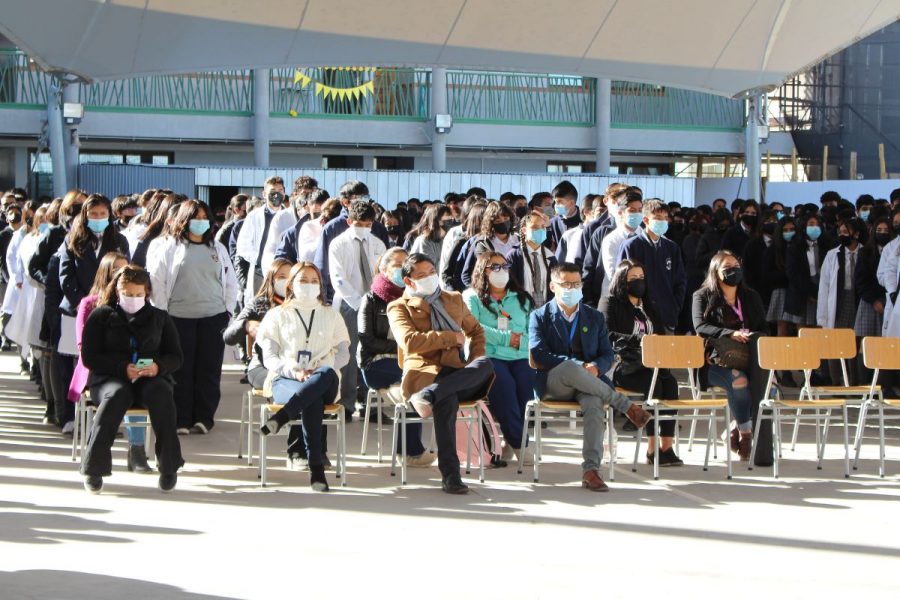 Salesianos Calama realiza feria preventiva contra las drogas y violencia