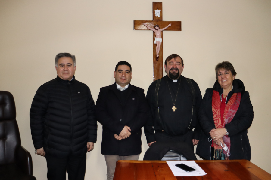 P. Carlo Lira visita presencia salesiana de Linares