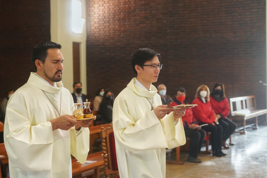 Profesiones perpetuas: servir al Señor con corazón abierto y afectuoso