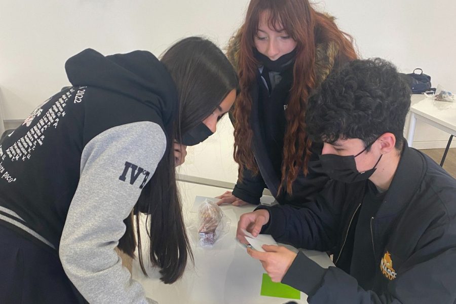 Estudiantes de Colegio Domingo Savio visitaron la Universidad de Santiago