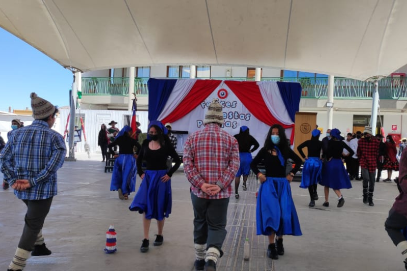 Salesianos Calama celebra Fiestas Patrias