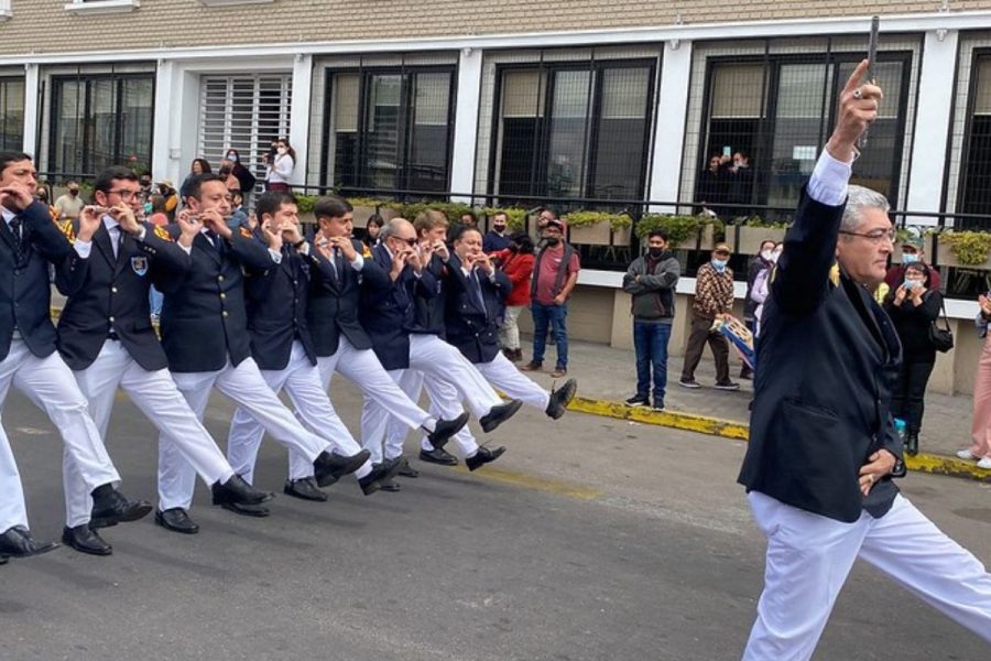 Salesianos Iquique conmemora 125 años con masivo desfile