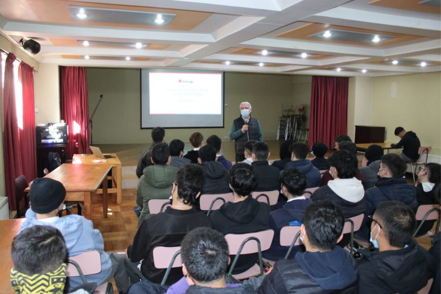 Estudiantes de Salesianos Concepción reciben charlas de Inacap