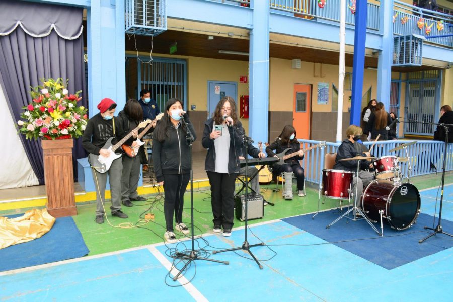 Colegio Domingo Savio celebró aniversario n°69