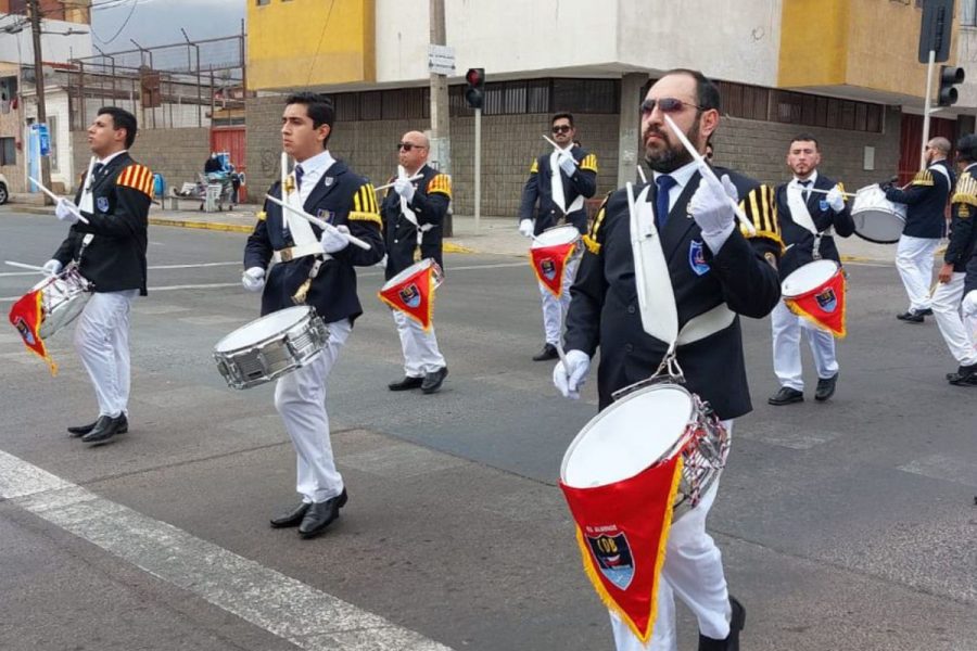 Salesianos Iquique conmemora 125 años con masivo desfile