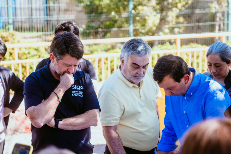 Gobernador de Santiago visita sector que albergará nuevo Patio Don Bosco