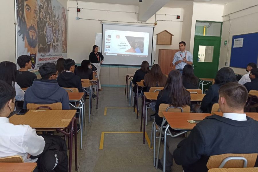 Superintendente de Codelco visita a Salesianos Calama