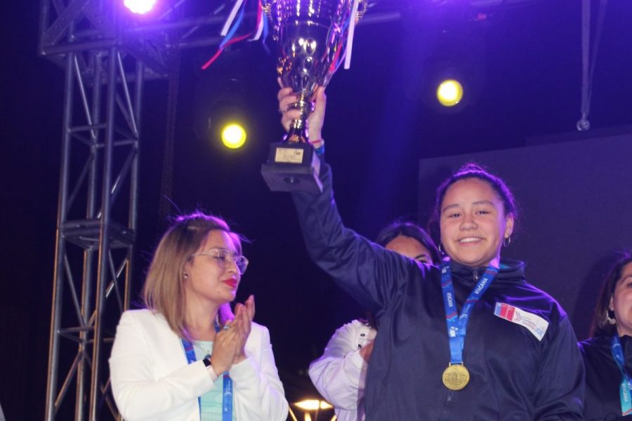 Liceo Mons. Fagnano obtiene tercer lugar en etapa nacional de futsal damas