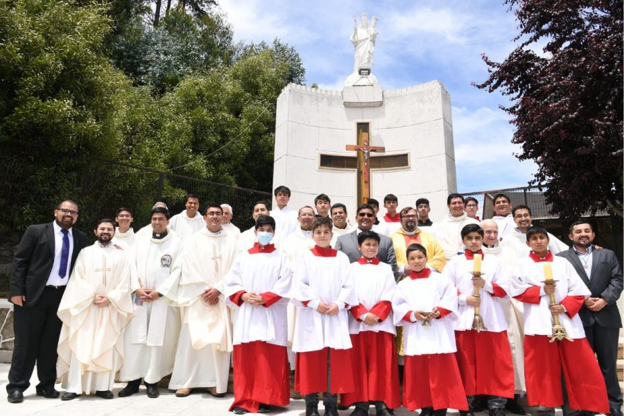 Felipe González realizó profesión perpetua como Salesiano Coadjutor