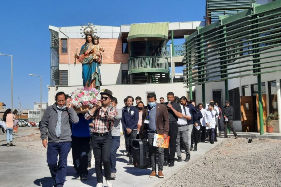 Salesianos Calama da inicio al Mes de María