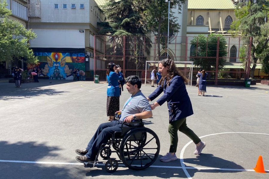 Teletón realiza charla sobre inclusión en Salesianos Alameda