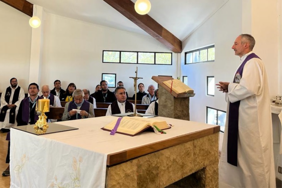 P. Gabriel Romero en retiro trimestral de presencias de Talca, Linares y Concepción