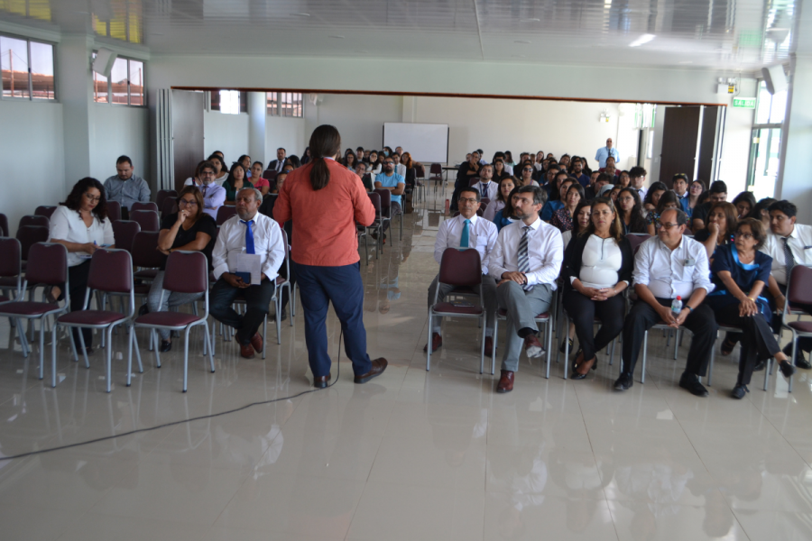Representante del Equipo Inspectorial de Educación visitó Colegio Alto Hospicio