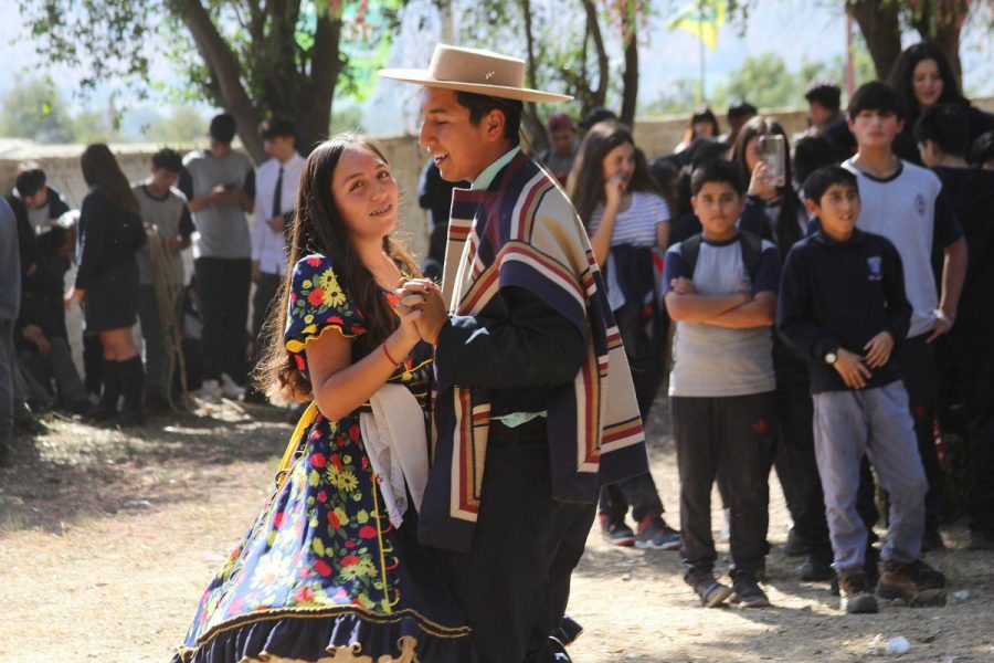 Salesianos Catemu realiza Fiesta de la Vendimia