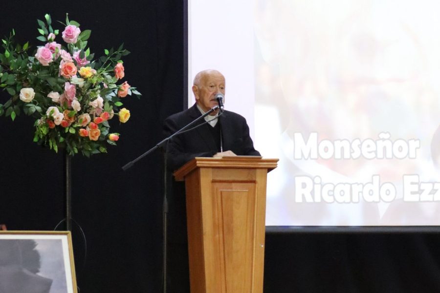 “Los jóvenes no deben dejar de soñar y esforzarse para lograr sus metas”