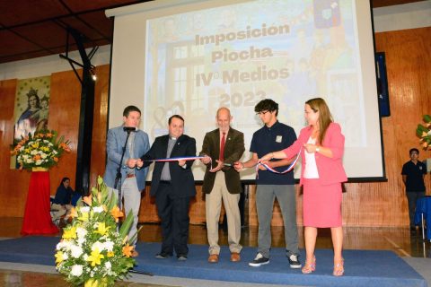 LAB: inauguración de gimnasio e imposición de piocha institucional