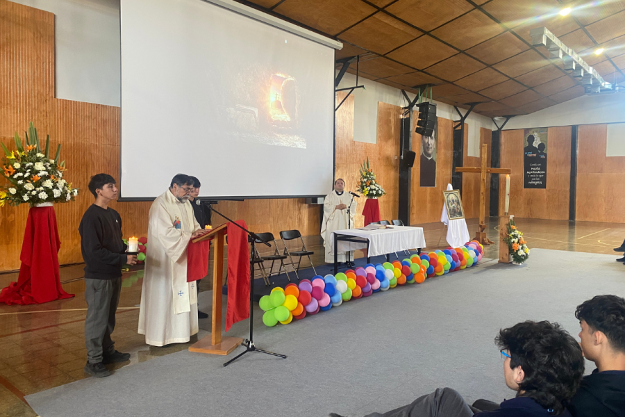 Liceo Manuel Arriarán Barros celebró Semana Santa 2023