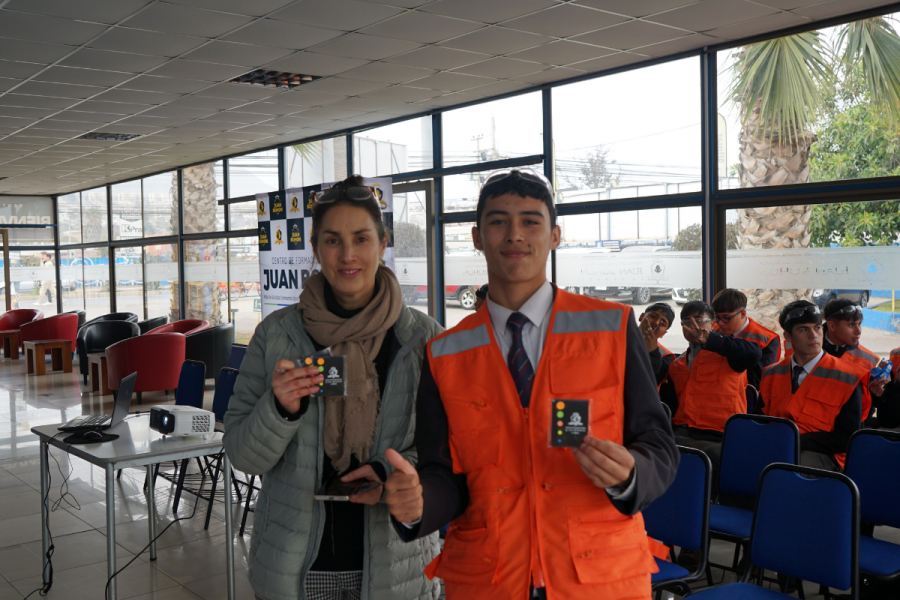 Estudiantes Colegio Salesiano de La Serena visitaron CFT Juan Bohon