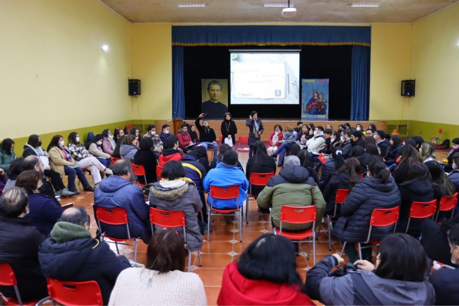 Jornada de reflexión y crecimiento en Salesianos Linares