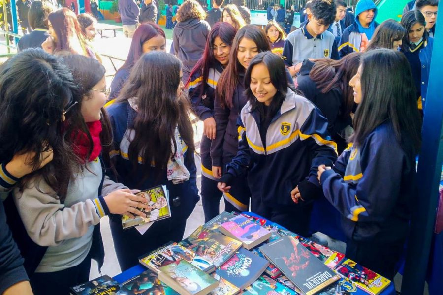 Salesianos Alto Hospicio inaugura la ‘Biblioteca en el Patio’