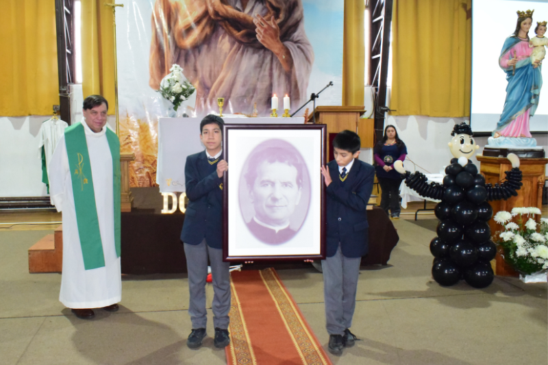 Obras de Antofagasta, Valdivia y Talca celebraron cumpleaños de Don Bosco