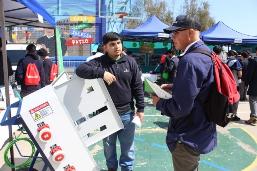 TecnoBosco 2023 en Salesianos Antofagasta