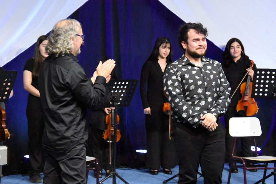 Liceo Monseñor Fagnano celebró con concierto binacional el ‘Día de la Música Chilena’