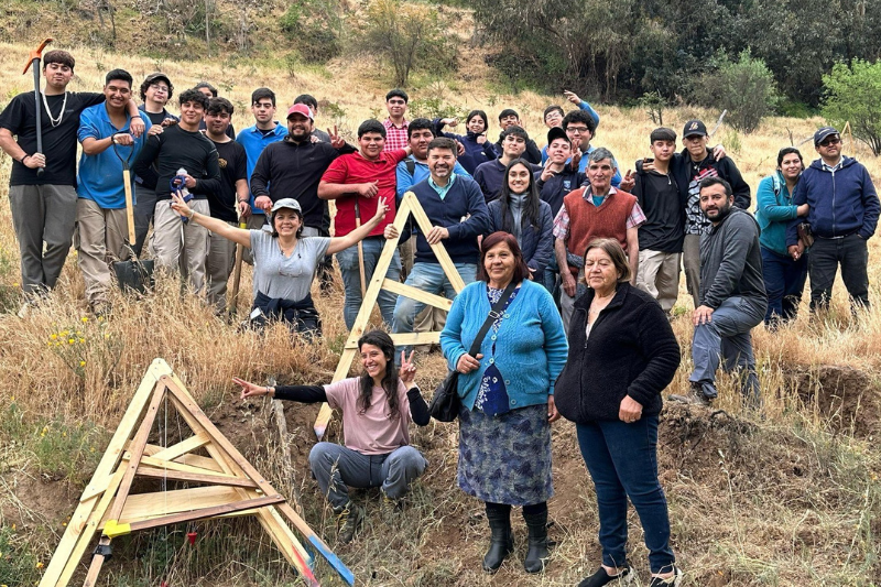 Un paso hacia la sustentabilidad: Escuela Agrícola de Catemu construye terrazas