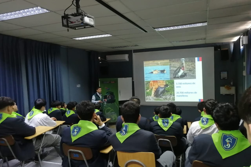 CONAF y SAG realizaron charlas sobre educación ambiental en Salesianos Talca