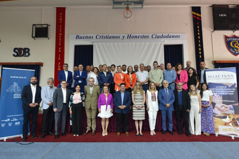 Embajadora de Estados Unidos visita Colegio Don Bosco Antofagasta