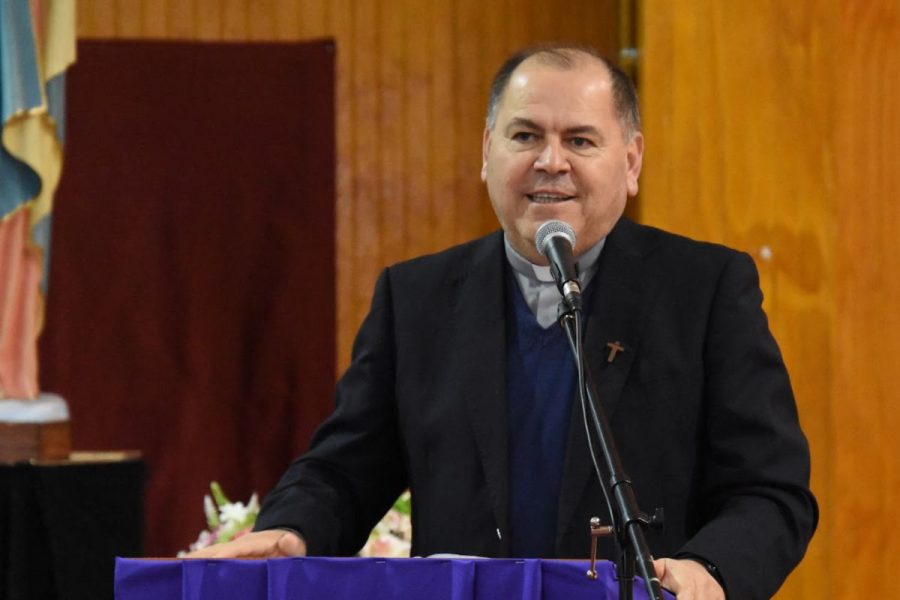 P. Nelson Moreno realiza visita inspectorial a Liceo Monseñor Fagnano