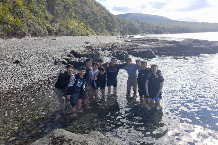 Centro de Estudiantes del Liceo San José vive jornada de liderazgo en la naturaleza