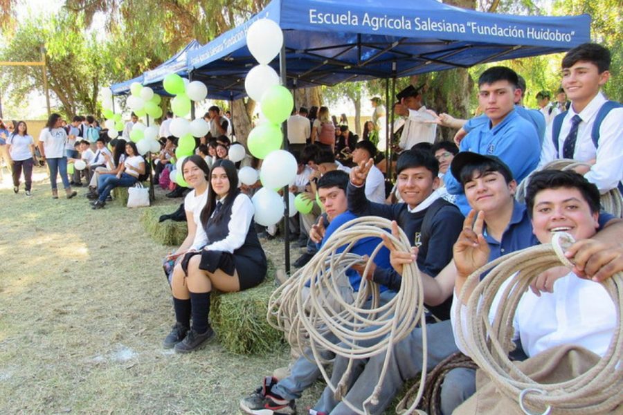 Salesianos Catemu celebró tradicional Fiesta de la Vendimia